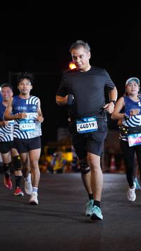 BIB: 44019
                            <button type="button" onclick="openModal(23094187)" class="btn btn-primary btn-sm float-right btn-popup" data-toggle="modal" data-target=".modal-high-quality">
                        <i class="fas fa-shopping-cart"></i> Add to Cart
                    </button>
                                            <button type="button" onclick="isThisMe(23094187, true)" class="btn btn-success btn-sm float-right btn-popup btn-isme hidden" data-toggle="tooltip" data-placement="bottom" title="นี่คือรูปของคุณใช่ไหม คลิกที่นี่เพื่อเอาเข้าอัลบั้ม">
                        <i class="fas fa-plus"></i> Add to album
                    </button>
                    <button type="button" onclick="isThisMe(23094187, false)" class="btn btn-warning btn-sm float-right btn-popup btn-isnotme hidden">
                        <i class="fas fa-ban"></i> Remove from album
                    </button>